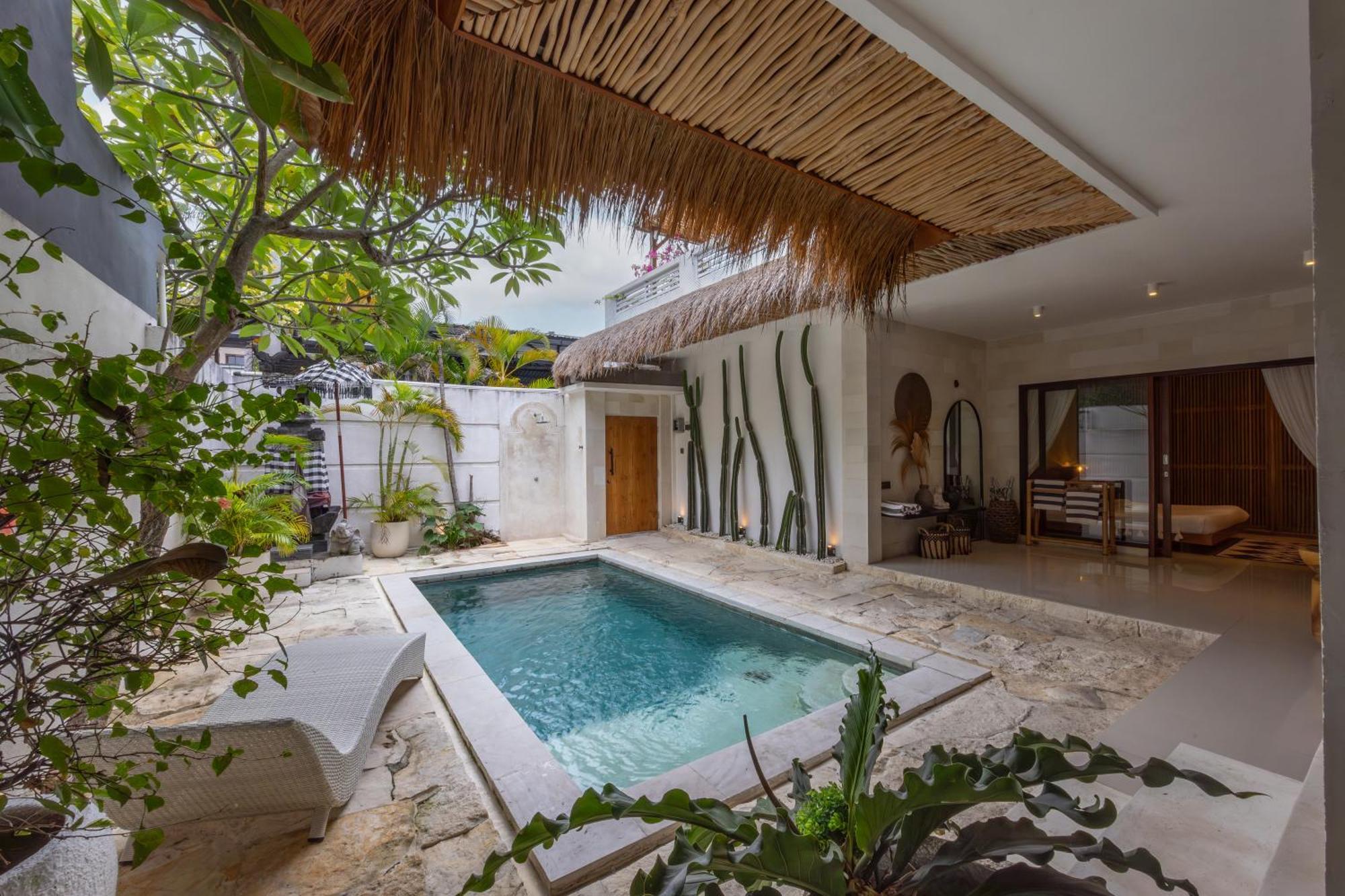 Turan Casa Auri Seminyak Βίλα Εξωτερικό φωτογραφία