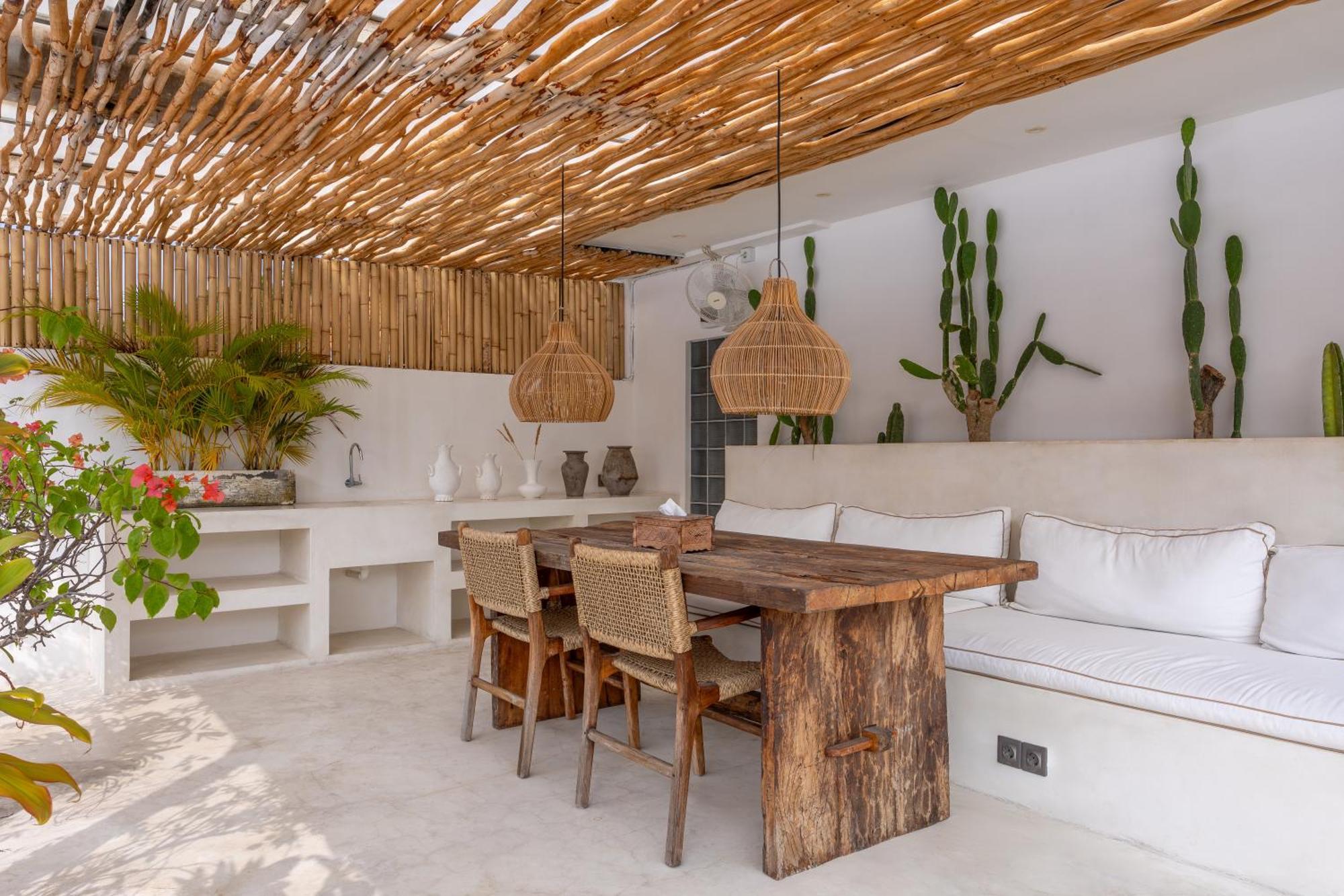 Turan Casa Auri Seminyak Βίλα Εξωτερικό φωτογραφία